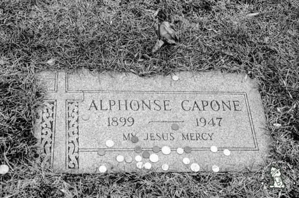 Alphonse-Capone-grave