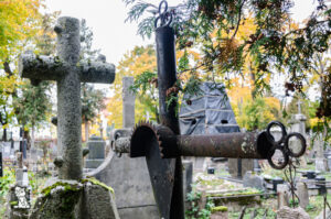Bernardine Cemetery (Lithuanian: Bernardinų kapinės-Mister Evans