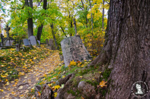 Bernardine Cemetery (Lithuanian: Bernardinų kapinės-Mister Evans