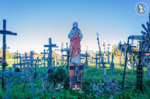 Hills of crosses (Kryžių kalnas). Lithuania bu mr.evans travel blog
