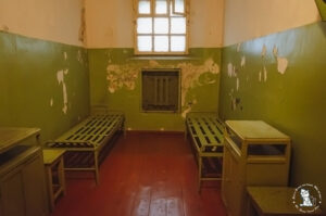 Μουσείο γενοκτονίας- υπόγεια βασανιστηρίων