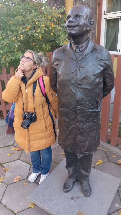 20241018_171715 kaunas mobile archive-mr. evans